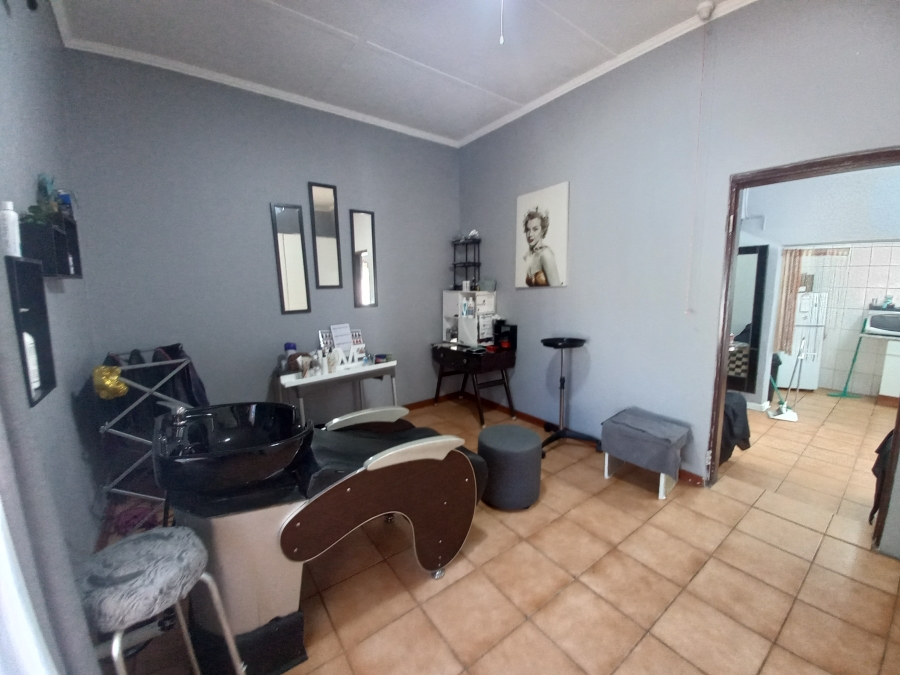 4 Bedroom Property for Sale in Bodorp North West